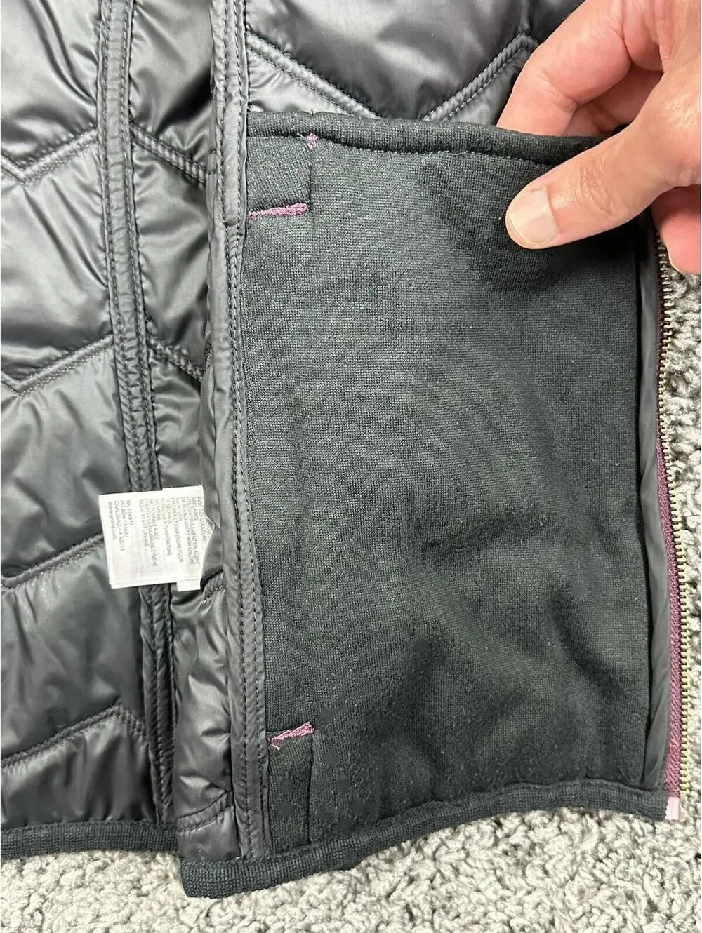 prAna Calla Wool Hooded Vest Womens Burgundy Quilted Faux Fur Trim Full Zip Sz M - Picture 10 of 15